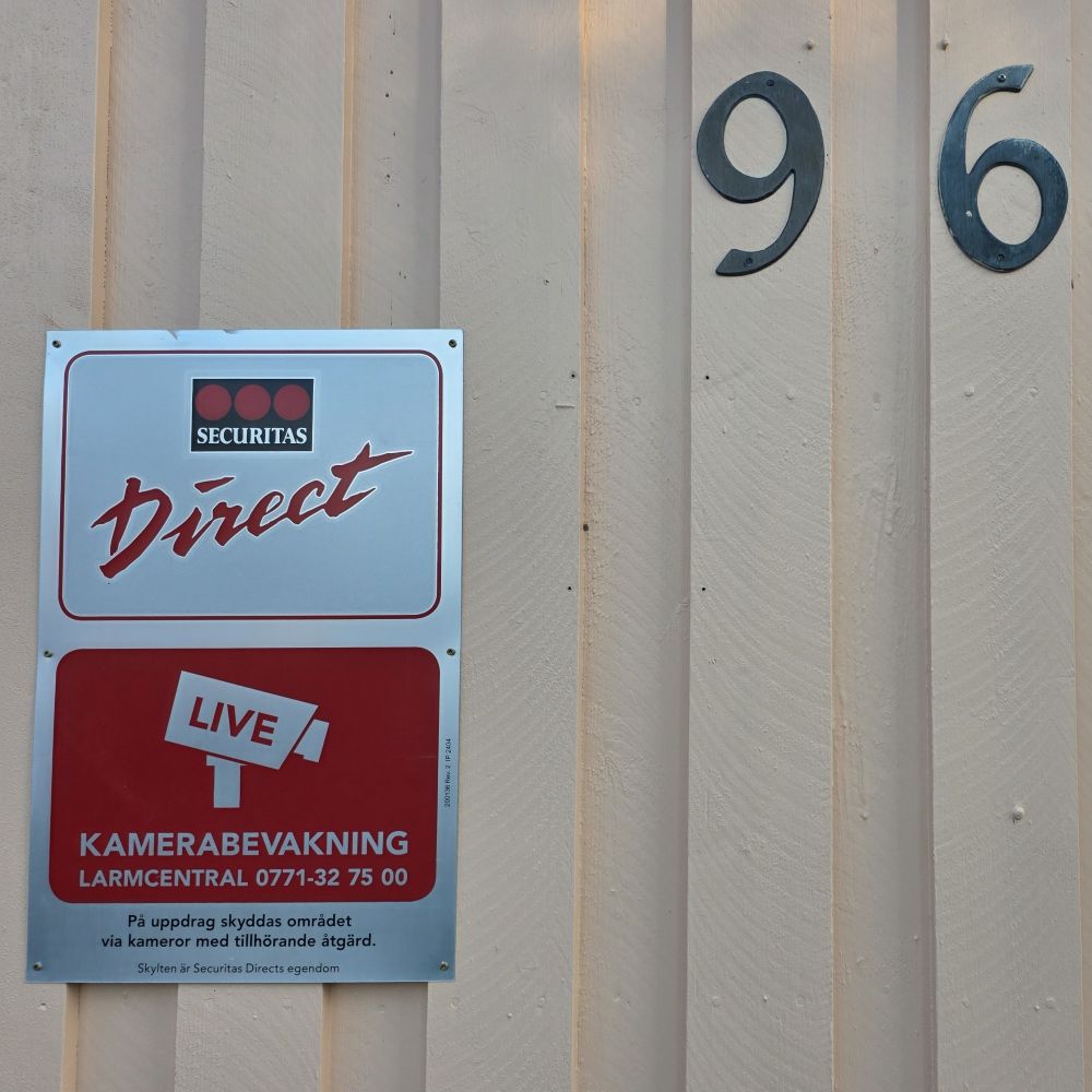 Installation av bevakningskameror vid infarter till föreningens ytor